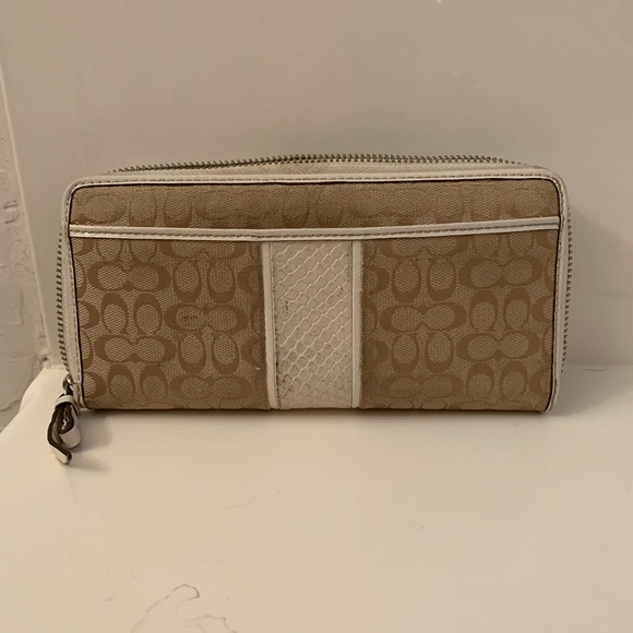 Coach Wallet - Picture 2 of 3